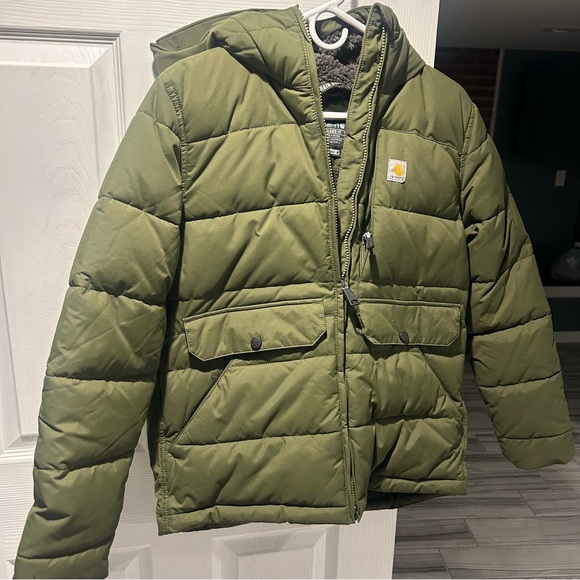 Brand New Carhartt coat. Green. XS can be worn by anyone - Picture 3 of 6